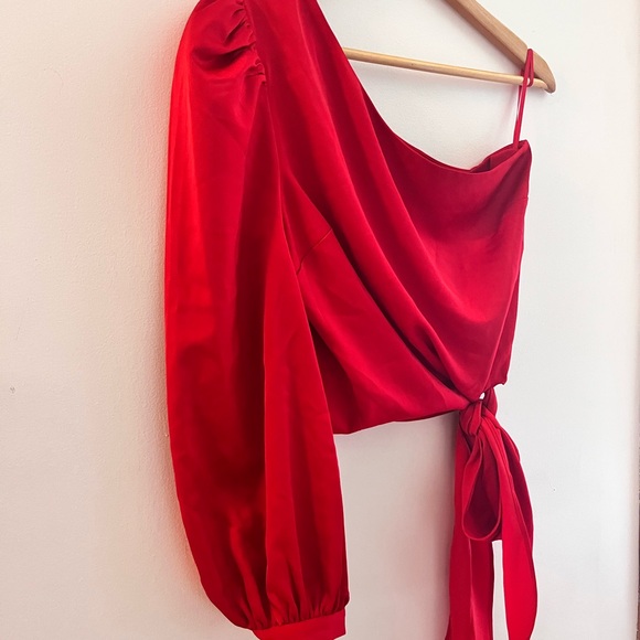 Red One Shoulder Blouse - Picture 3 of 4